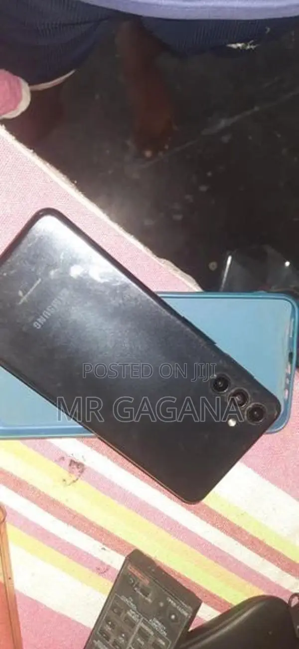 Samsung Galaxy A04s 4 GB 128 (Used)