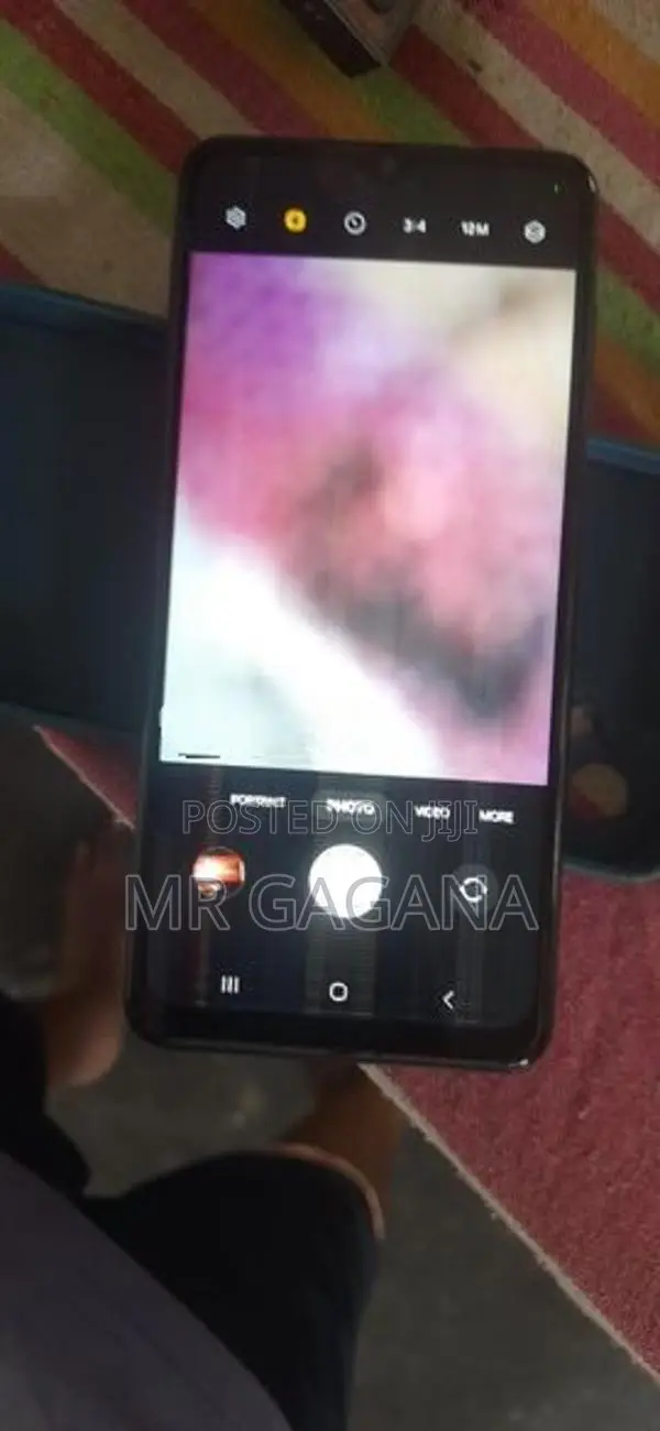 Samsung Galaxy A04s 4 GB 128 (Used)