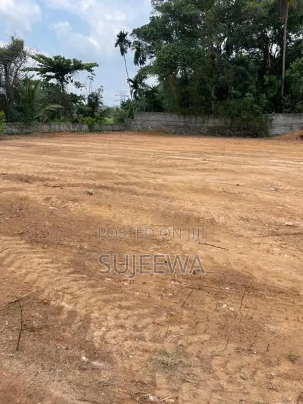 පර්චස් 100 ඉඩමක් විකිණිමට ඇත දැඩිගමුව
