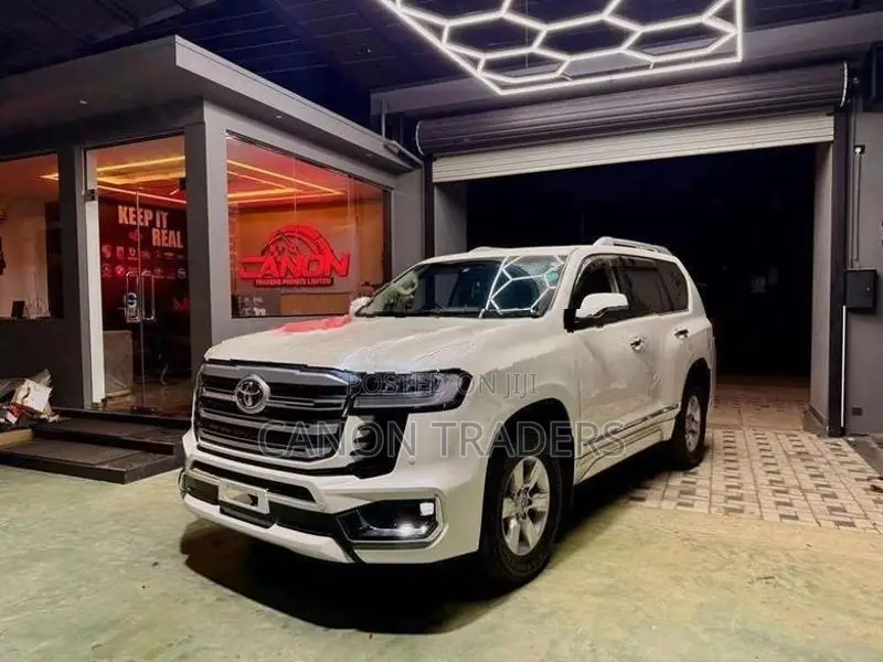 Land Cruiser Prado 2018 Upgrade LC 300