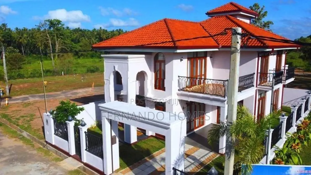 Unique Eligant Designs Brand New House Sale In Negombo