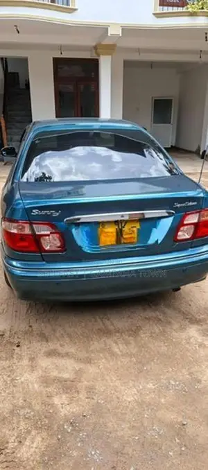 Nissan Sunny 2002