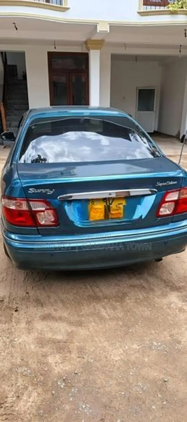 Nissan Sunny 2002