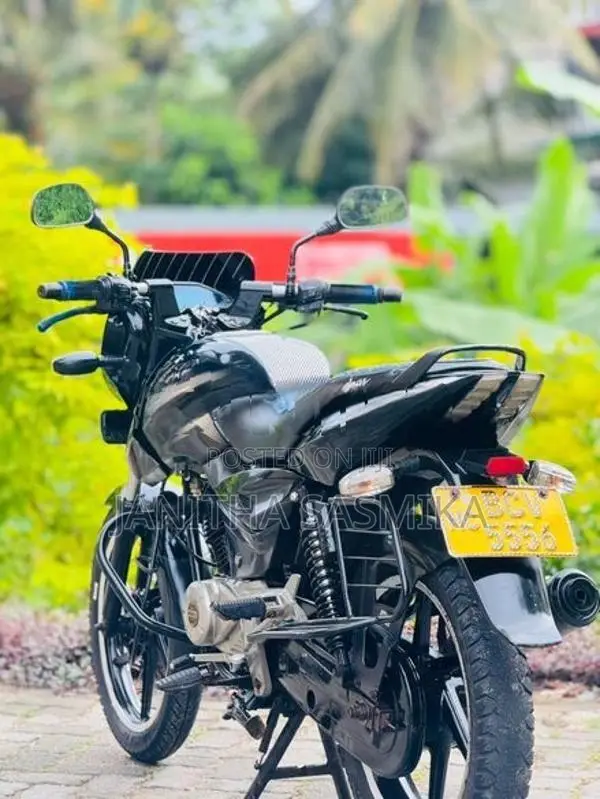 Bajaj Pulsar 150 2015