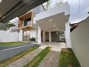Beautiful Luxury House For Sale Piliyandala