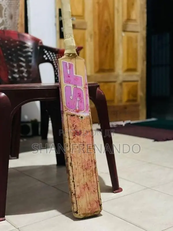Cricket Leather Sf Bat