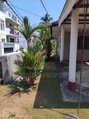 Dehiwala - 16.6 perches Prime land for Sale with House TPM2024ALWI