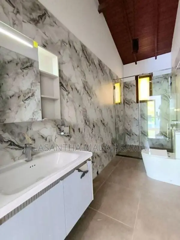 Brand New 3 Storey House for sale in Malabe