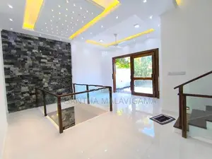 Brand New 3 Storey House for sale in Malabe