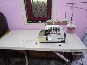 ZOJE 5 Thread Overlock Machine