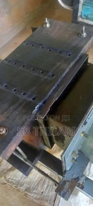 ගඩොල් කපන මැෂිම