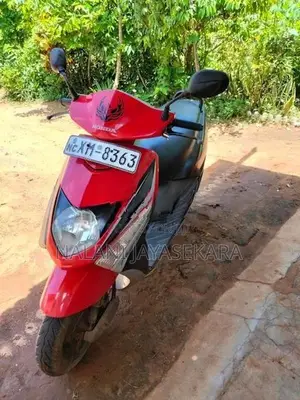Honda Dio 2012