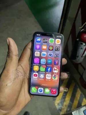 Apple iPhone 11 Pro 256GB (Used)