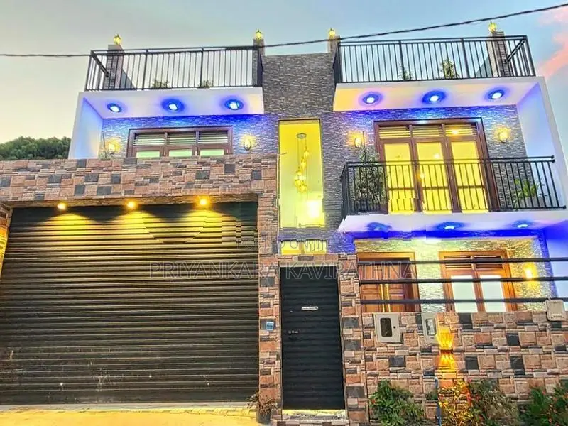 Ultra Mordern 3 Storied House For Sale in Kahatuduwa