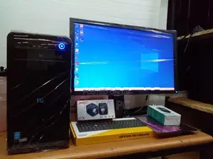 Core i 5 4th 3.30 Ghz / 23" Wide Screen with Full Set