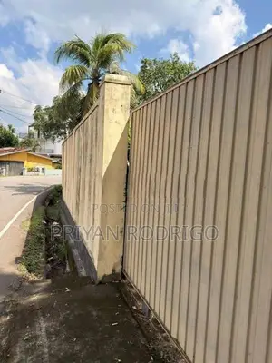 Kotte, Beddagana Road Facing 16.65P of Land with Liveable House for Sa