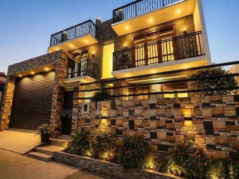Ultra Mordern 3 Storied House For Sale in Kahatuduwa