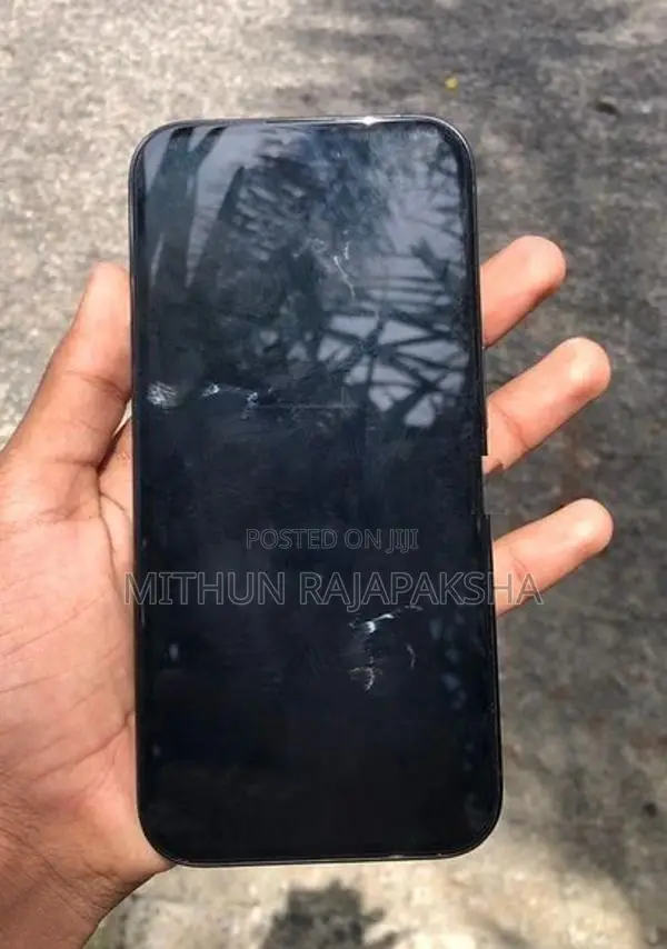 Apple iPhone 15 Pro (Used)