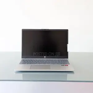 HP 15 Ryzen 5 \7520U\ 15.6 inch Full HD\ 8GB DDR5 RAM Brand NEw