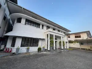 Colombo 7 High class Office Building for Rent