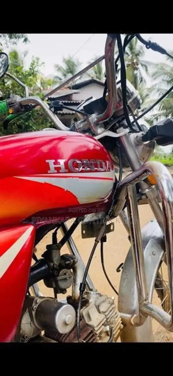 Bajaj Boxer 2006