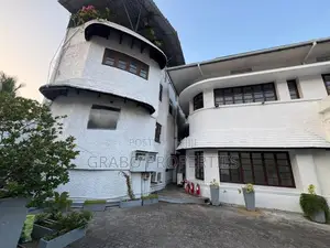 Colombo 7 High class Office Building for Rent
