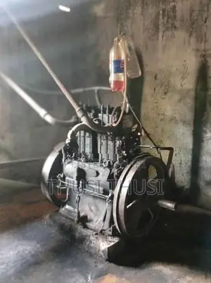 Industrial Grinder Machine