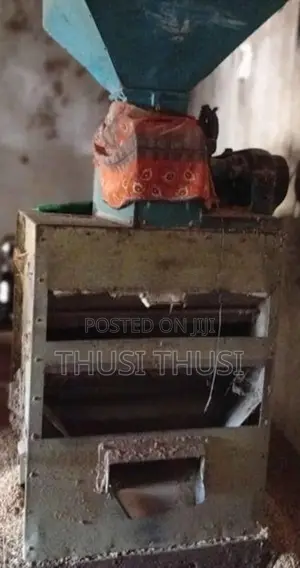 Industrial Grinder Machine