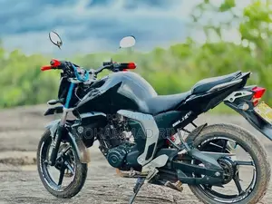 Yamaha FZs V2 2017