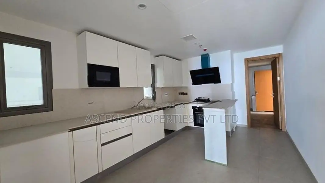 Altair FAMILY 4 BR Apartment Above 40th Floor for SALE