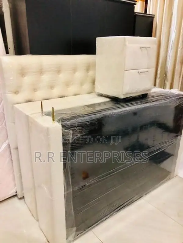 New 6*5 ft 72*60 Cushion Divan Bed with Bedside Cupboard
