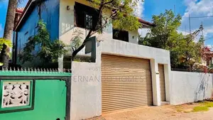 Upstairs All Completed New House for Sale Negombo Dalupotha Area