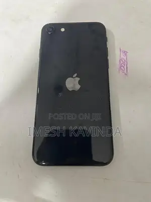 Apple iPhone SE 2 (Used)