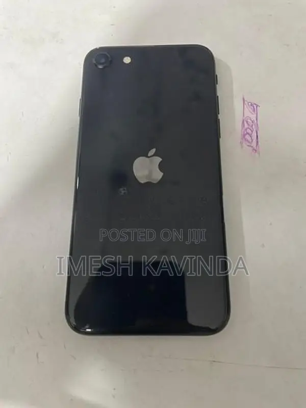 Apple iPhone SE 2 (Used)