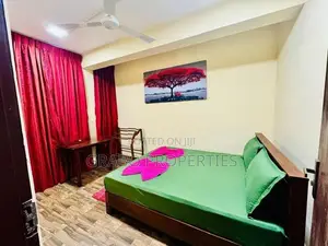 Entire Building for Accomodation near port city in Pettah colombo 1