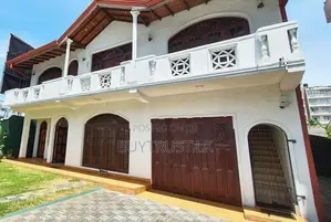 Two Story House for Sale in Colombo 06