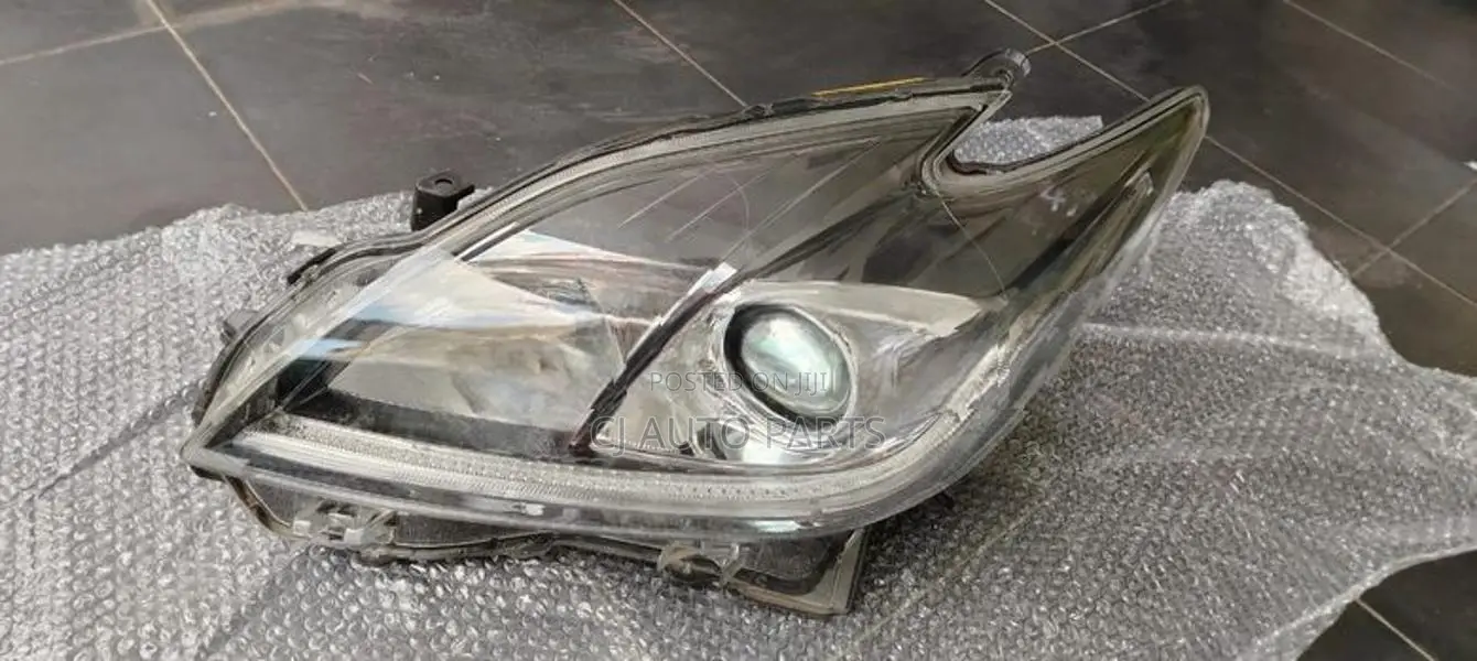 Toyota Prius 30 Head Light Headlight