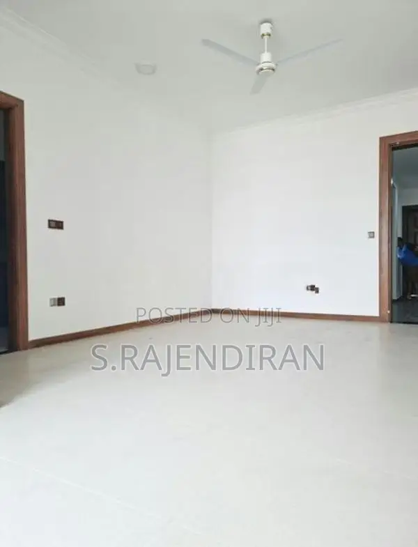 Modern Apartment for Sale in Wellawatta Seasite