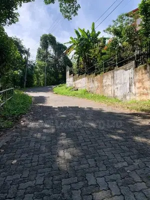 Land for Sale in Gurudeniya