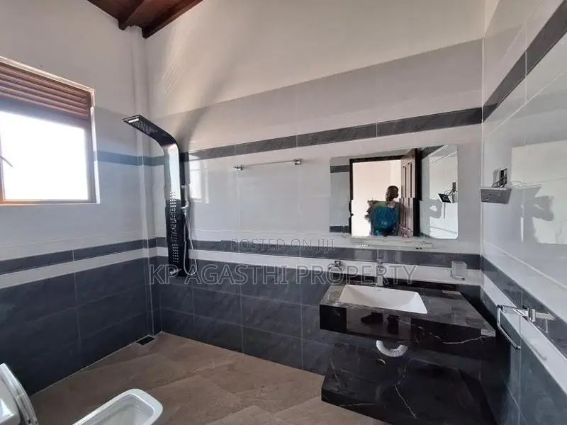 Super Luxury House for Sale Nugegoda