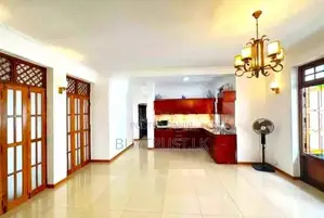 Luxury House for Sale in Colombo 05