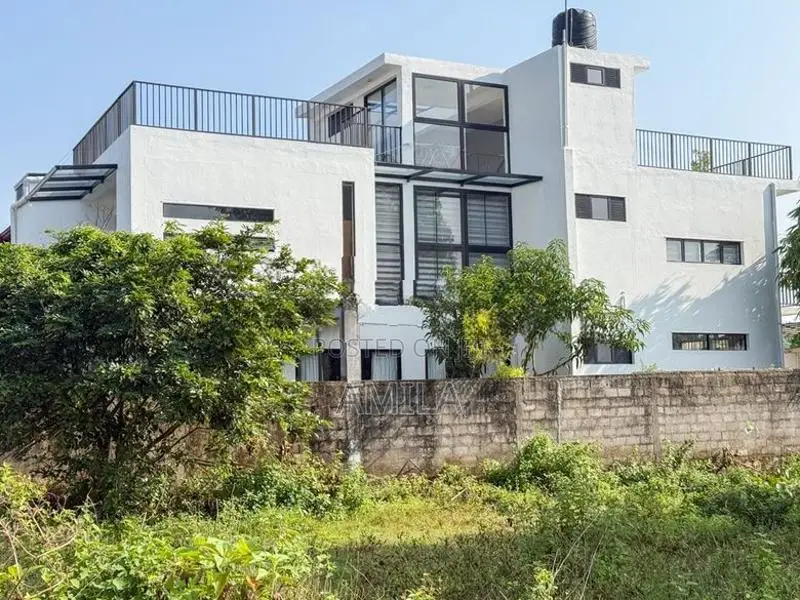 Furnished Modern Luxury House for Rent in Makola