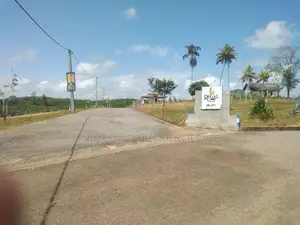 Land for Sale in අලුත්ගම වැලිපැන්න
