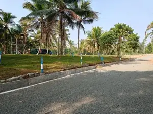 Land for Sale in Veyangoda