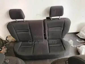 Toyota Ist NCP 60 Seat Set
