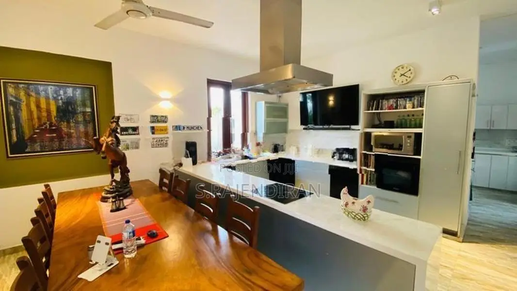 Luxury modern 3 storey house for sale in Mount lavinia