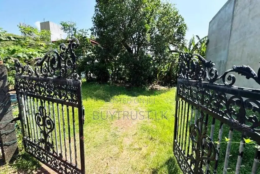Land for Sale in Dehiwala