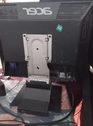 Acer 19 inch LCD Monitor (B193L)