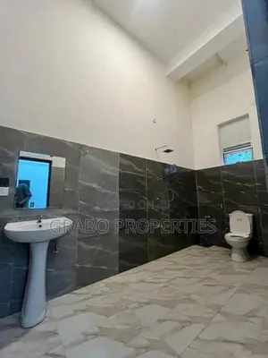 Entire building for rent in Nugegoda