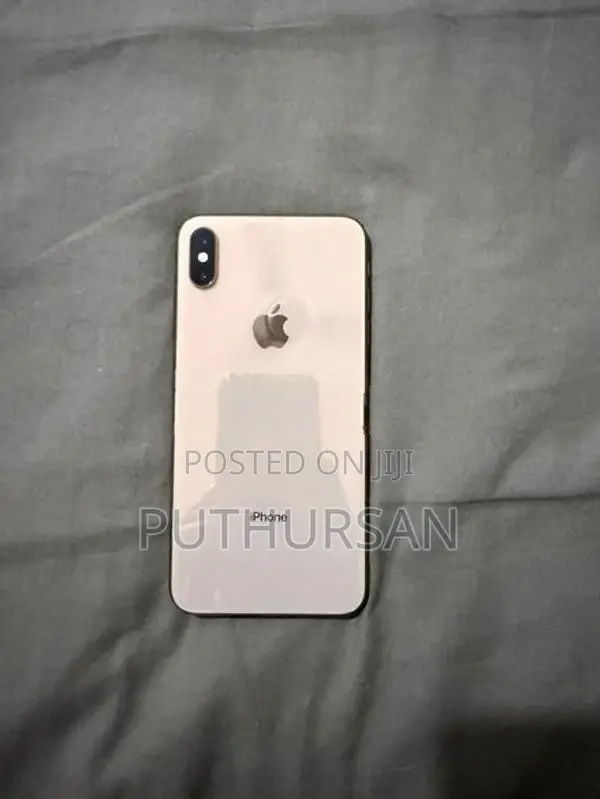 Apple iPhone XS (Used)